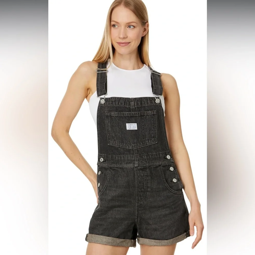 Levi’s Vintage Shortalls - Black Wire - Free People